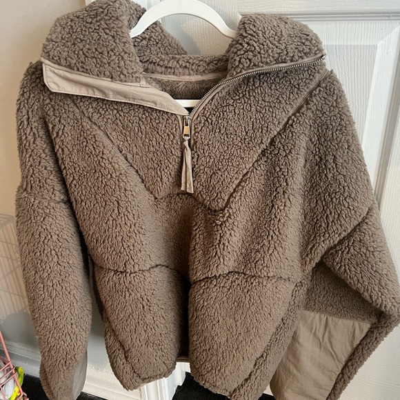 Abercrombie & Fitch Tops - Abercrombie teddy quarter zip